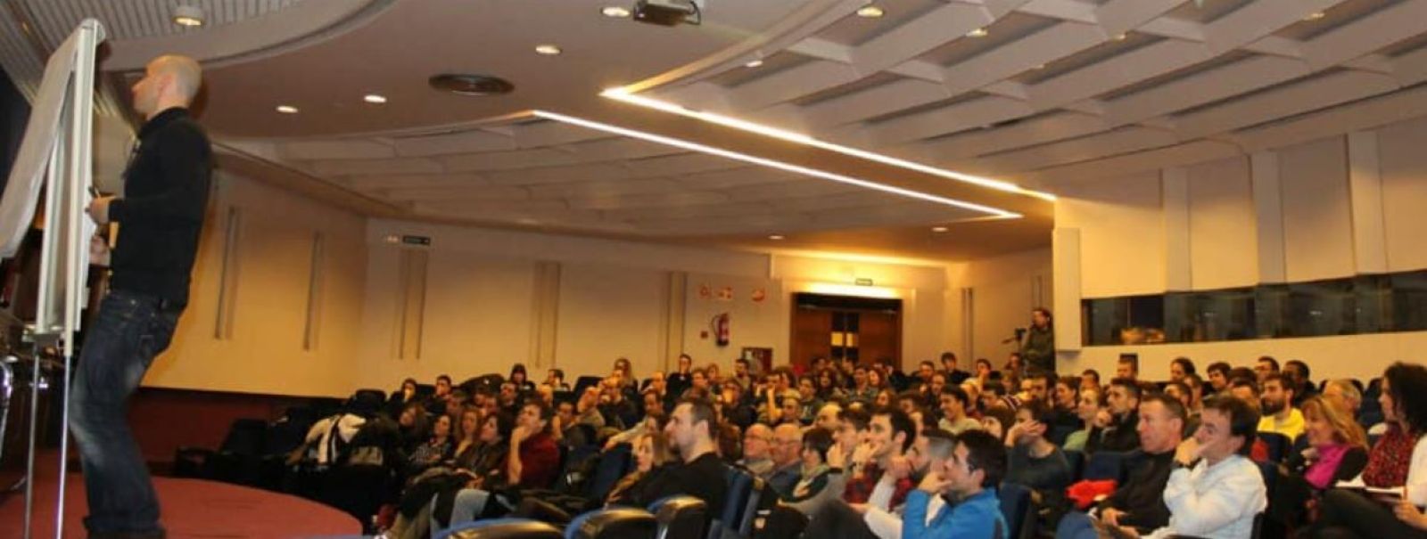 Charla en el Colegio de Médicos - 21-11-2018